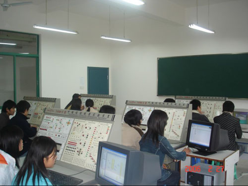 可编程控制（PLC）实验室